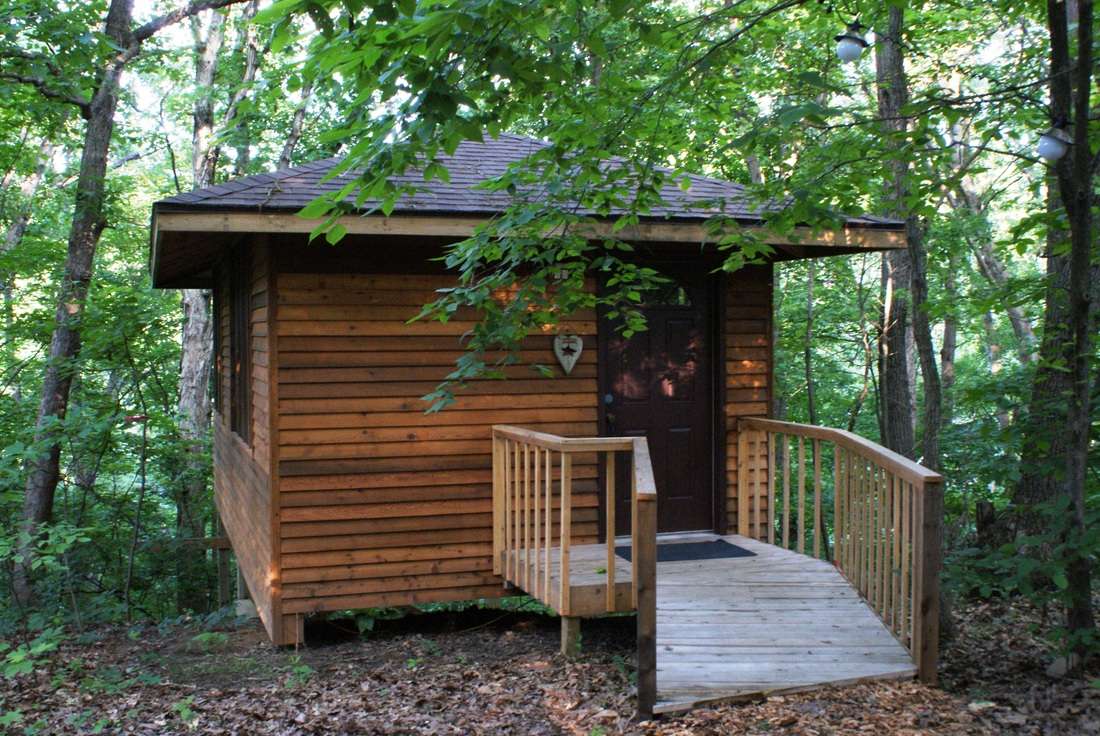 Peace of Earth Lodge | Enjoy Illinois